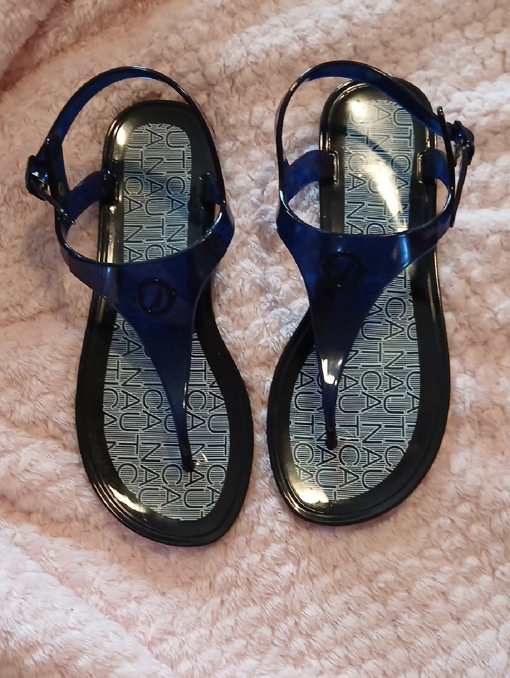 Nautica Women's Dark Blue Glossy Jelly T-Strap Sandals